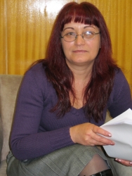 Елза Любенова